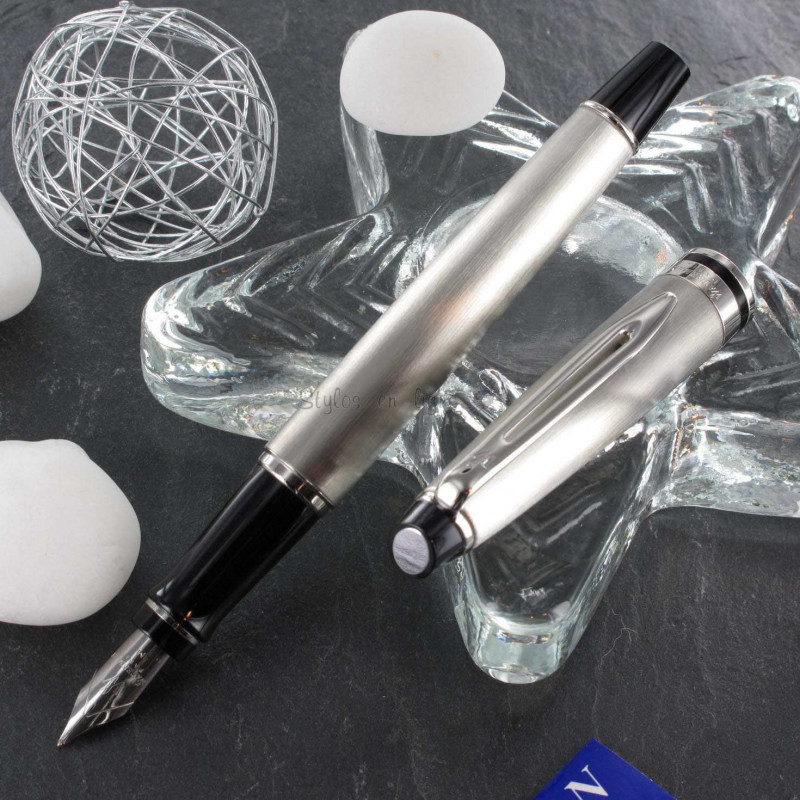 Stylo Plume WATERMAN® Expert Chromé Satiné CT Stylo Plume WATERMAN® Expert Chromé Satiné CT