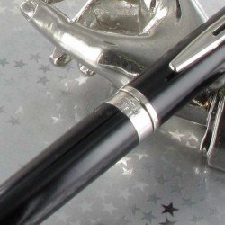 STYLO PLUME (M) Hémisphère Laque Noire CT de WATERMAN