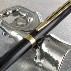 Stylo Bille WATERMAN® Hémisphère Noir Brillant GT