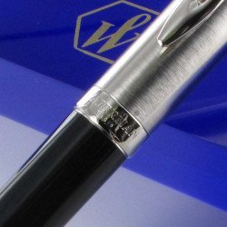 Stylo Plume WATERMAN® Emblème Noir CT