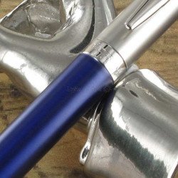 Stylo Bille WATERMAN® Hémisphère Acier Bleu Mat