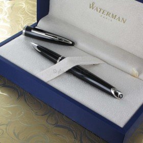 Stylo Plume WATERMAN® Or massif 18  K carène Laque Noire ST 