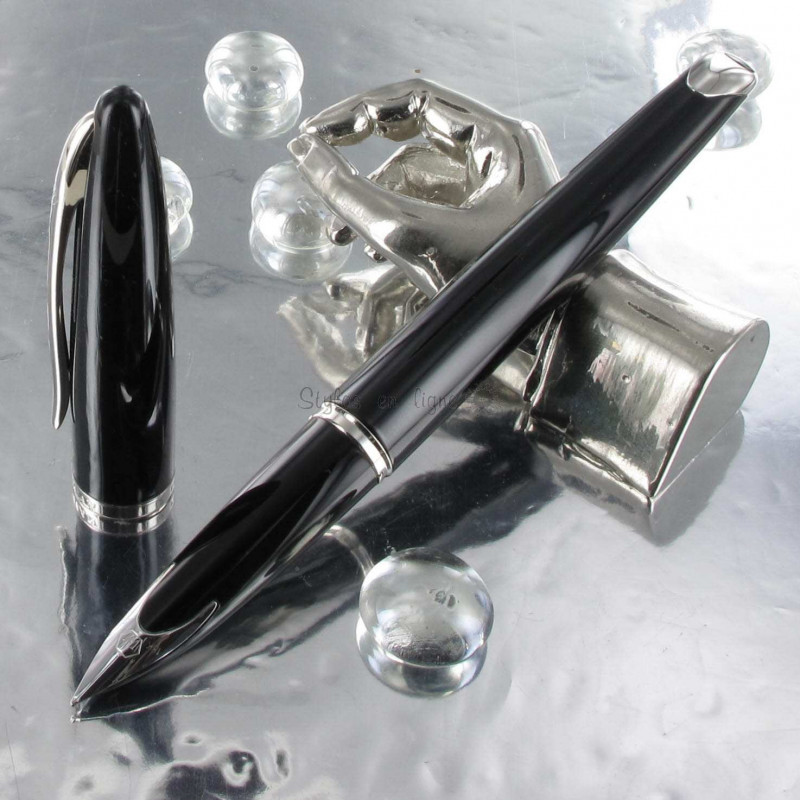 Stylo Plume Fine WATERMAN® Or massif 18 K carène Laque Noire ST Stylo Plume Fine WATERMAN® Or massif 18 K carène Laque Noire ST