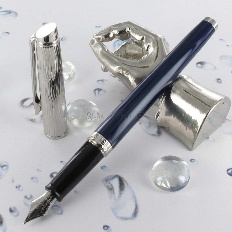 Stylo Plume Fine WATERMAN® Hémisphère L'essence du Bleu Stylo Plume Fine WATERMAN® Hémisphère L'essence du Bleu