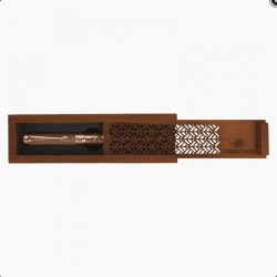 Coffret en bois avec stylo roller Oberthur Carthagene, noyer et or rose, motif geometrique ajoure Coffret en bois avec stylo roller Oberthur Carthagene, noyer et or rose, motif geometrique ajoure