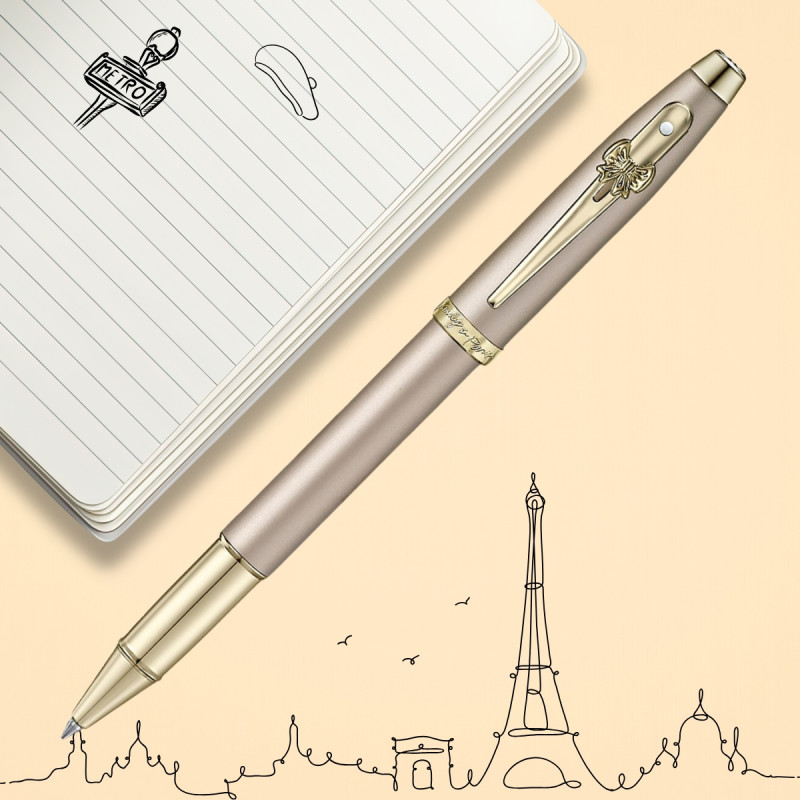 Stylo Roller 100 - " Emily in Paris "- Champagne - Sheaffer® en situation